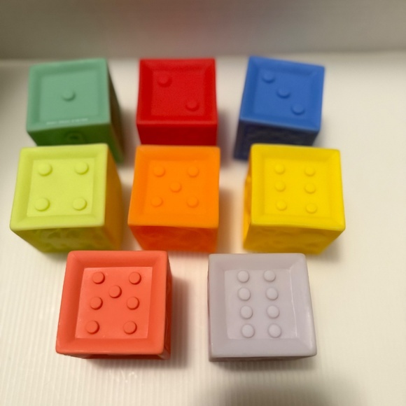 Infantino Colorful Soft Rubber Baby Building Blocks Lot of 8 Animals Numbers - Picture 5 of 8